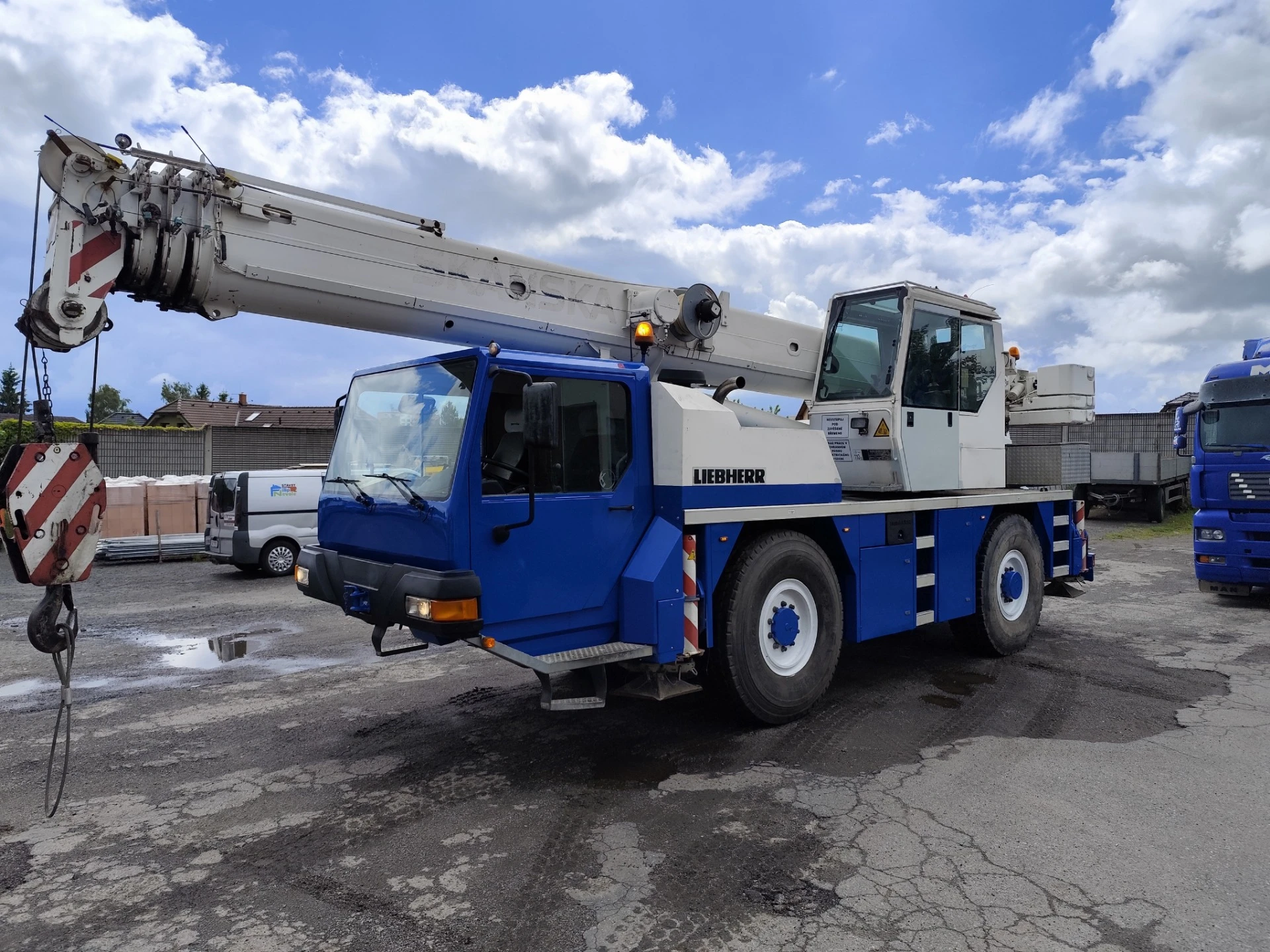 Autojeřáb Liebherr LTM 1030/2